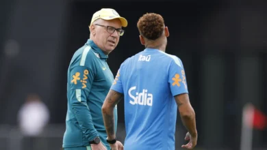 Ancelotti avalia futuro de Neymar na renovação da seleção brasileira