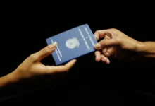 Brasil registra 165 mil novas vagas formais em agosto e supera expectativas