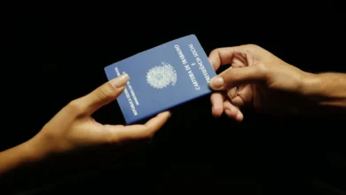 Brasil registra 165 mil novas vagas formais em agosto e supera expectativas