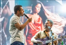 Cabo da PM surpreende público ao cantar com Eduardo Costa em show no interior de Goiás