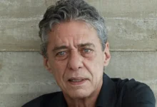 Chico Buarque aciona polícia após sofrer ameaça de morte em ambiente virtual