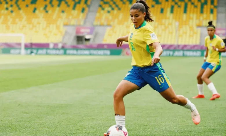 Clarinha é convocada por Arthur Elias para amistosos da seleção brasileira contra a Argentina