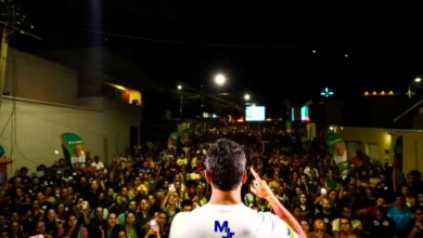 Comício em Trindade atrai multidão em ato de apoio à candidatura de Galindo