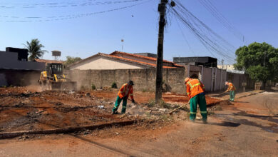 Comurg intensifica limpeza de terrenos baldios autuados em Goiânia