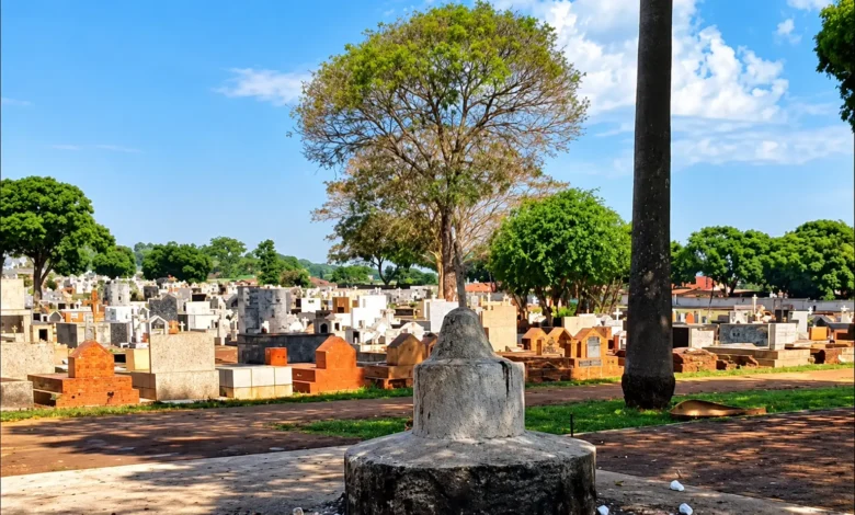 Crânio humano é apreendido em altar na residência de suspeito de homicídio em Goiânia