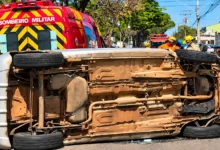 Criança de dois anos morre após ser arremessada de veículo em acidente em Goiânia