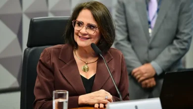 Damares Alves oficializa apoio à reeleição de Vanderlan Cardoso para o Senado