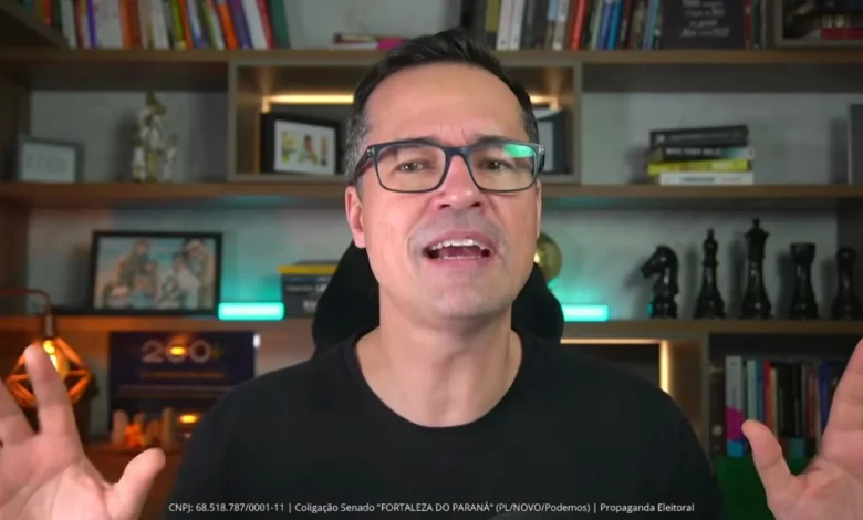 Deltan Dallagnol aponta relação entre ministro do TSE e Alexandre de Moraes após suspensão