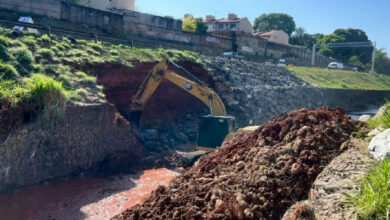 Erosão na Marginal Botafogo exige interdição parcial de trecho em Goiânia