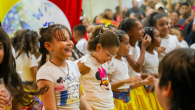 Escola municipal celebra a chegada da primavera com apresentações culturais em Senador Canedo