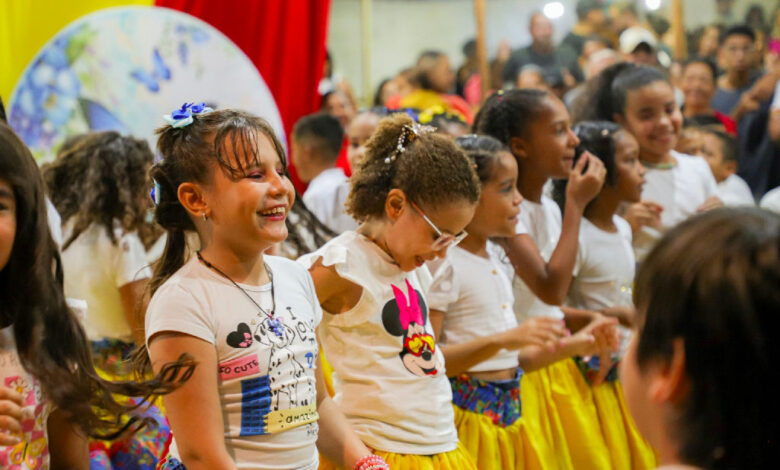 Escola municipal celebra a chegada da primavera com apresentações culturais em Senador Canedo