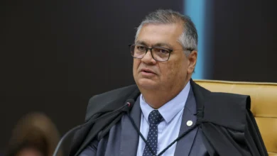 Flávio Dino anula decisão de Mendonça e autoriza publicações sobre Nossa Senhora Aparecida