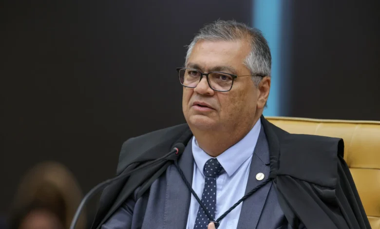 Flávio Dino anula decisão de Mendonça e autoriza publicações sobre Nossa Senhora Aparecida