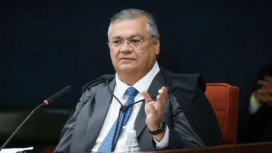 Flávio Dino nega pedido da ANJL e mantém veto a publicidade de bets em prédios públicos de MG