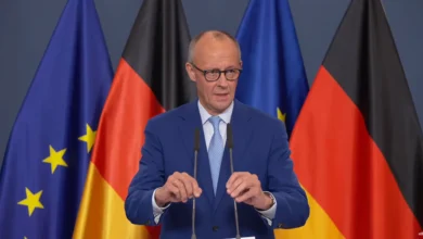 Friedrich Merz mantém cargo de chanceler após derrotas eleitorais na Alemanha