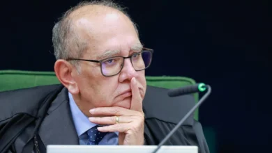 Gilmar Mendes nega recurso e mantém sigilo quebrado de ex-assessora de Flávio Bolsonaro