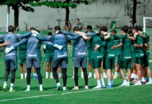 Goiás enfrenta crise interna com jogadores protestando por salários atrasados