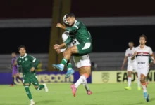 Goiás supera falha inicial e vira o placar contra o Botafogo-sp na Série B
