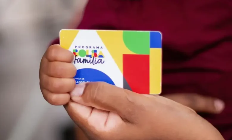Governo federal eleva valor mínimo do Bolsa Família para R$ 691
