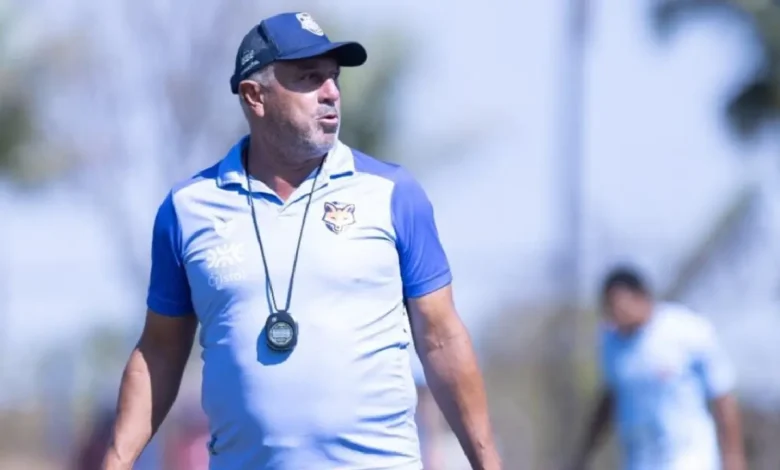 Grêmio Anápolis anuncia Victor Santana como novo técnico na Divisão de Acesso