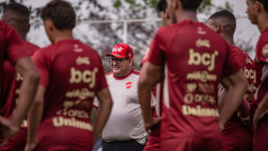 Guto Ferreira ajusta Vila Nova para confronto decisivo contra o América-mg