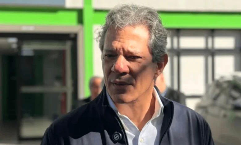 Haddad promete proibir apostas on-line em São Paulo e critica crise no STF