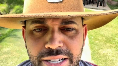 Influenciador incita ataques digitais após protesto contra Flávio Bolsonaro em Goiânia