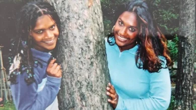 Irmãs separadas na adoção descobrem laço de sangue após três décadas de amizade