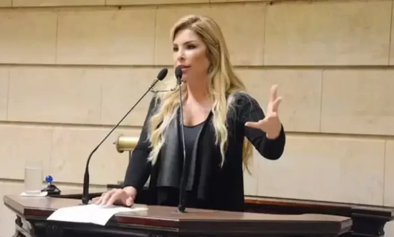 Justiça decide pela manutenção da prisão de Veronica Costa