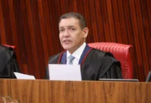 Kassio Nunes Marques suspende propaganda de Lula contra Flávio Bolsonaro