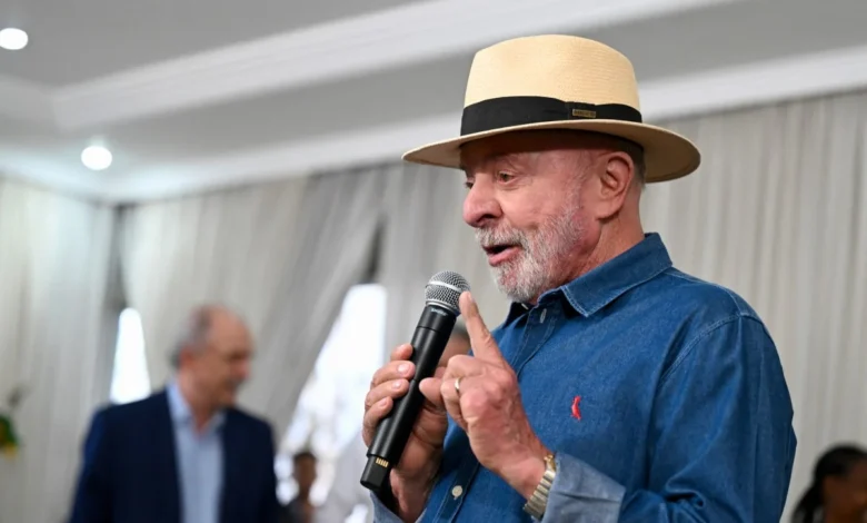 Lula defende respeito religioso e reafirma proteção à padroeira do Brasil