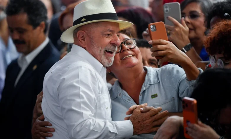 Lula intensifica disputa digital contra Flávio Bolsonaro e altera estratégia nas redes