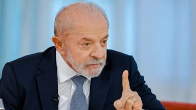 Lula opta por entrevista no Flow Podcast durante horário de debate na Globo