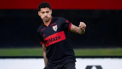 Marrony reforça o Atlético em clássico contra o Goiás enquanto defesa gera preocupação