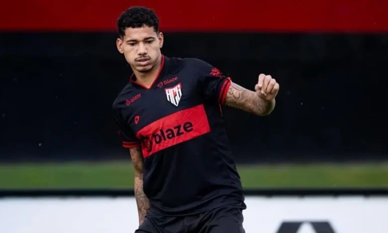 Marrony reforça o Atlético em clássico contra o Goiás enquanto defesa gera preocupação