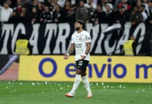 Memphis Depay assume responsabilidade após eliminação do Corinthians na Libertadores