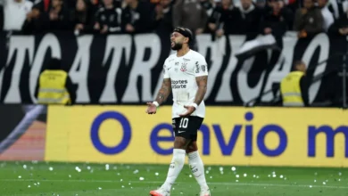 Memphis Depay assume responsabilidade após eliminação do Corinthians na Libertadores