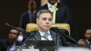 Mendonça contesta Moraes e pede investigação por abuso de autoridade no STF