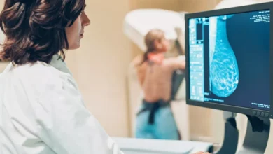 Mudanças no estilo de vida impulsionam diagnósticos de câncer de mama em mulheres jovens