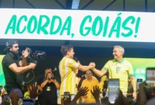 Nikolas Ferreira oficializa aliança e declara apoio à candidatura de Gayer ao Senado em Goiás