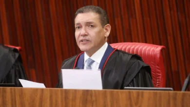 Nunes Marques ordena remoção de vídeo de Lula com críticas ao sistema eleitoral