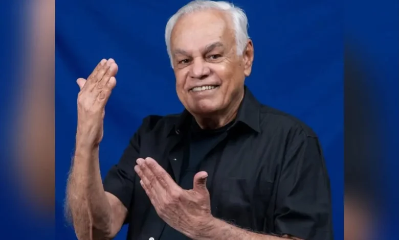 Pioneiro da Libras em Goiás recebe título de doutor honoris causa pela UFG