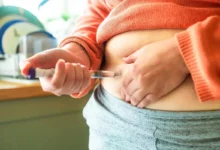 Queda de estrogênio na menopausa acelera ganho de peso e impulsiona busca por semaglutida