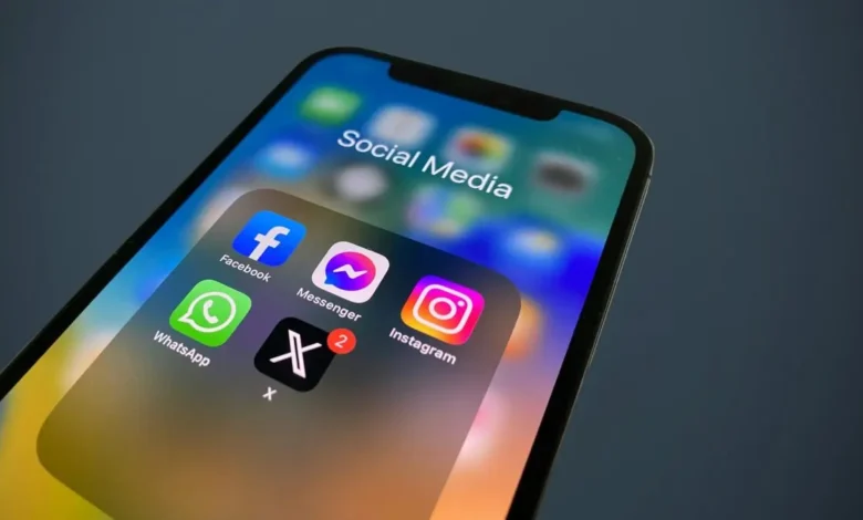 Redes sociais superam televisão e rádio como principal fonte de notícias no Brasil