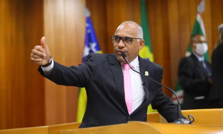 Rogério Cruz oficializa lista de aliados e declara apoio a nomes estratégicos em Goiás
