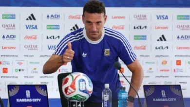 Scaloni estende vínculo com a Argentina e lidera transição pós-Messi até 2030