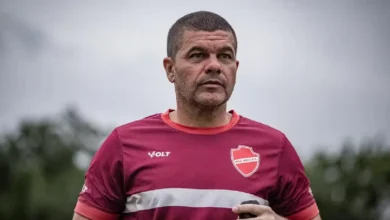 Umberto Louzer é anunciado como novo treinador do Criciúma para a Série B