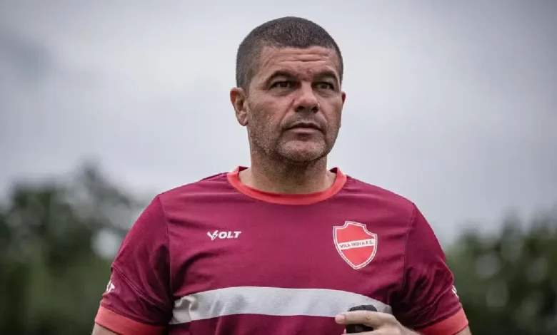 Umberto Louzer é anunciado como novo treinador do Criciúma para a Série B