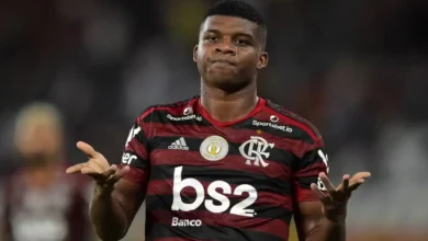 Vila Nova avança em negociações para contratar atacante com passagem pelo Flamengo