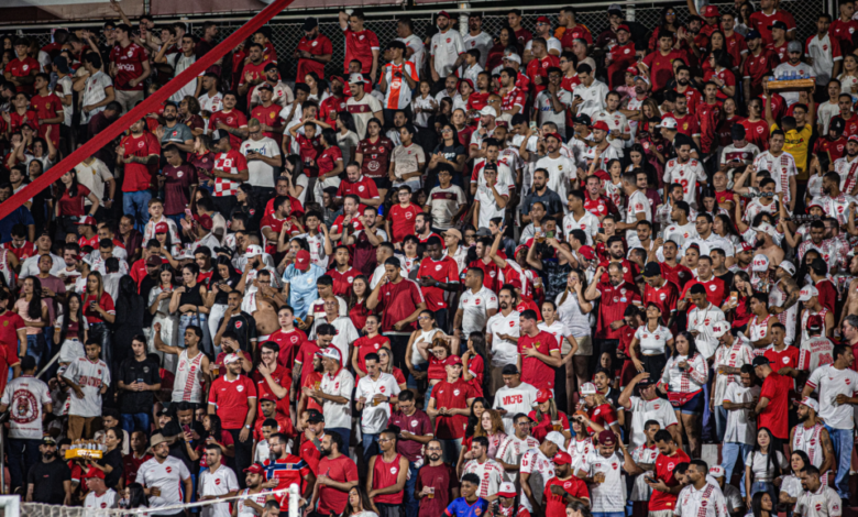 Vila Nova busca liderança da Série B em confronto decisivo contra o América-mg